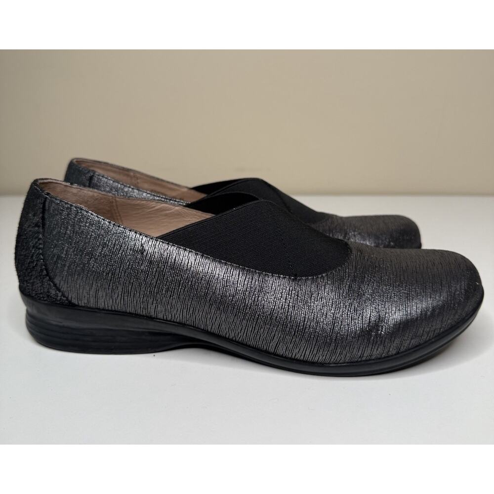 Dansko Ann Loafer Womens EU 40 US 10 Metallic Silver Leather Stretch Slip On
